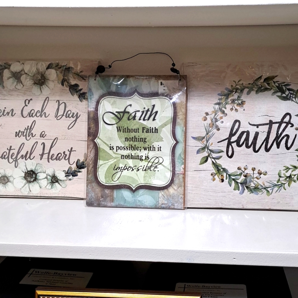 Christian decor. 3 Pieces. NWOT